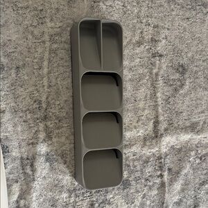 Gray Silicone Utensil Holder 🩵